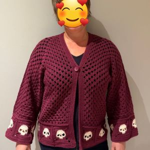 Heklet Hexagon-jakke med hodeskalleruter